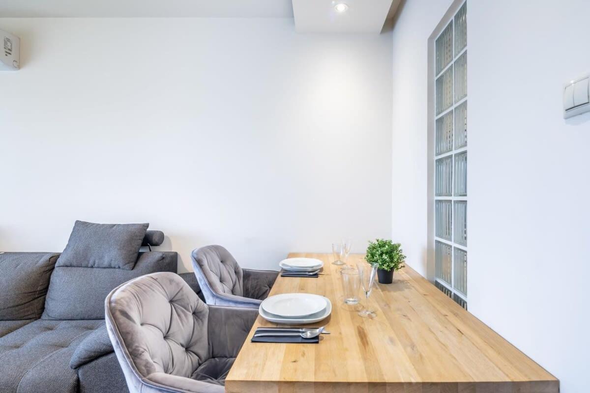 Cozy Quiet Apartment With A Balcony Budapest Bagian luar foto